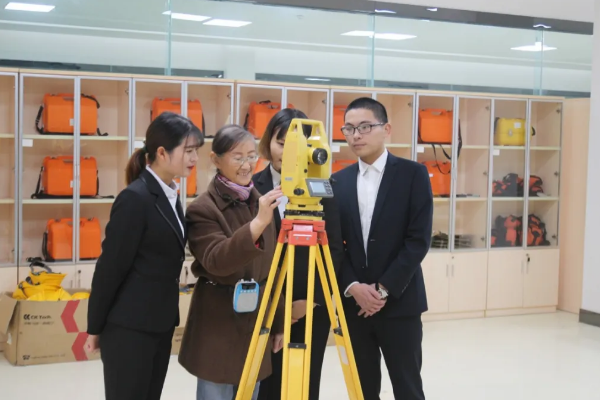 五月花技师学院升学班