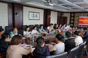 四川省针灸学校到成都铁路卫校交流学习