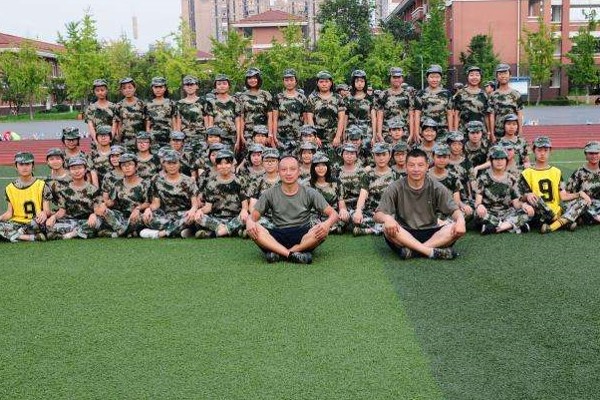 崇庆中学怎么样