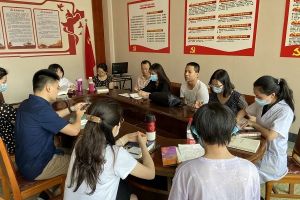四川省针灸学校开展读书分享会活动