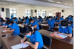 四川职业技术学校志翔职校举行团代表大会