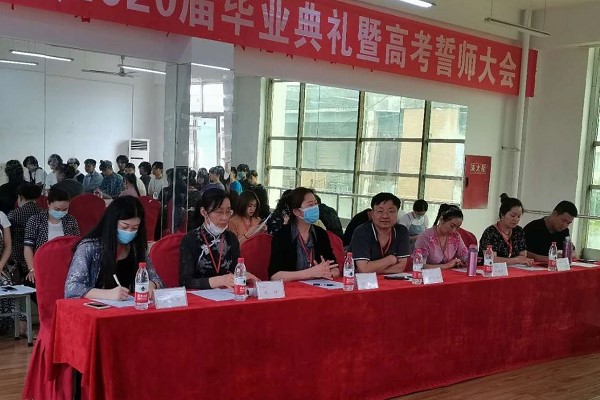 四川现代艺术学校开展音乐表演科声乐公开课