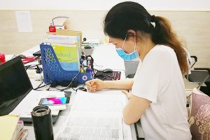 成都希望职业学校师者余红梅