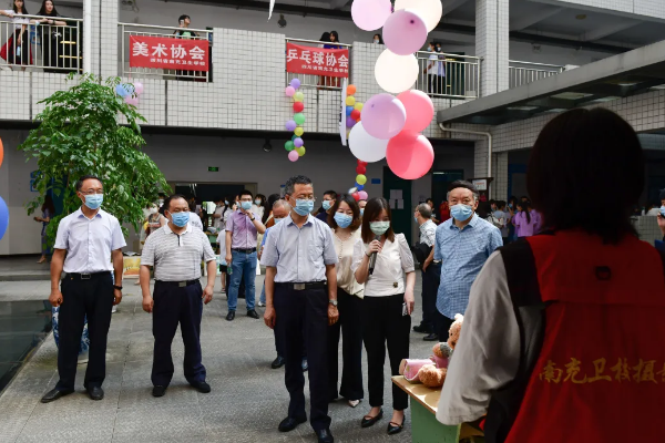 四川蜀都卫生学校