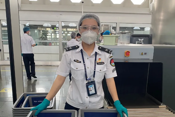成都东星航空旅游专修学院就业明星