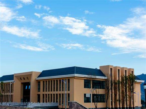 学生想要选择成都东星航空学校高铁专业吗
