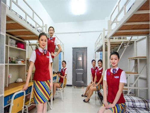 成都东星航空职业学校高铁专业招生要求是什么