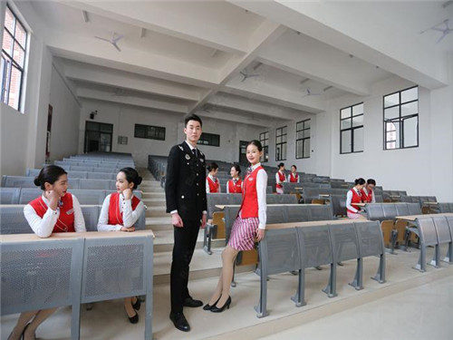 成都东星航空职业学校的环境好吗