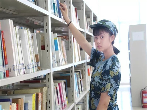 在成都东星航空职业学校读书靠谱吗