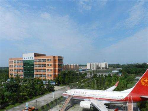 成都东星航空职业学校口碑怎么样