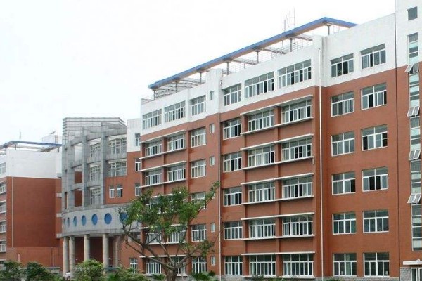四川理工技师学院