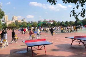 四川理工技师学院管理严格吗