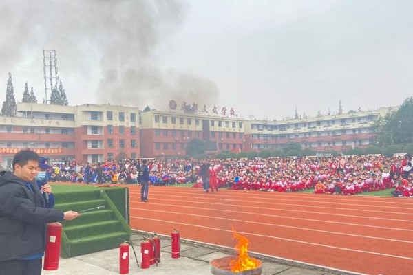 成都文武学校好不好