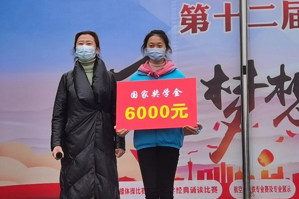 四川现代艺术学校蛟龙校区到底好不好