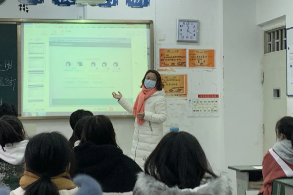 成都中专学校