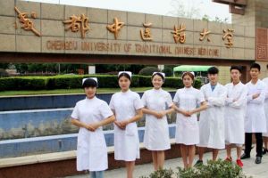 2021年女生学什么专业比较好发展