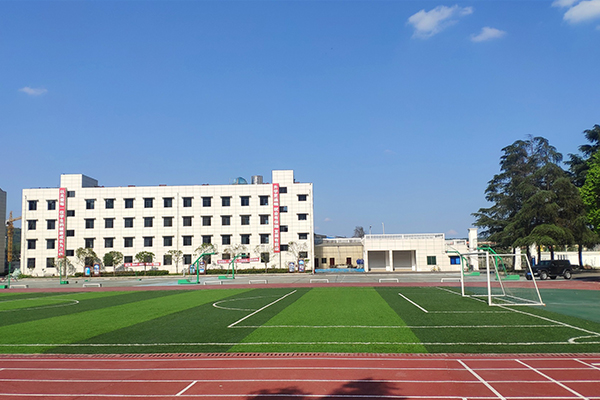 绵阳灵通学校