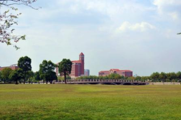 四川城市技师学院