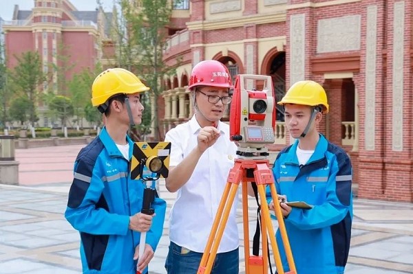 男生学什么专业最挣钱