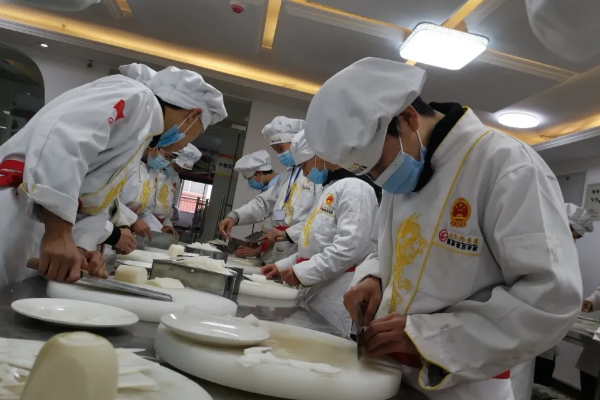 五月花烹饪学院怎么样