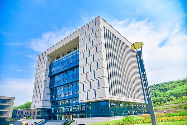 四川经济管理学校地址