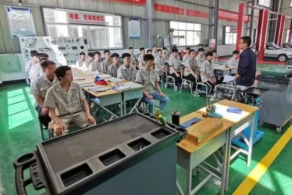 龙泉万通汽修学校好吗