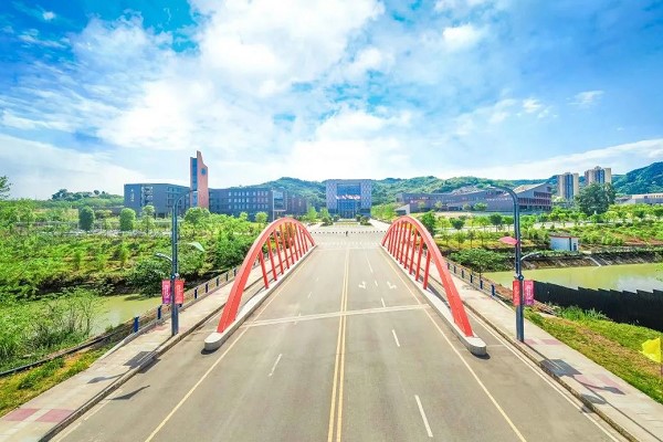 四川省经济管理学校升学班好吗