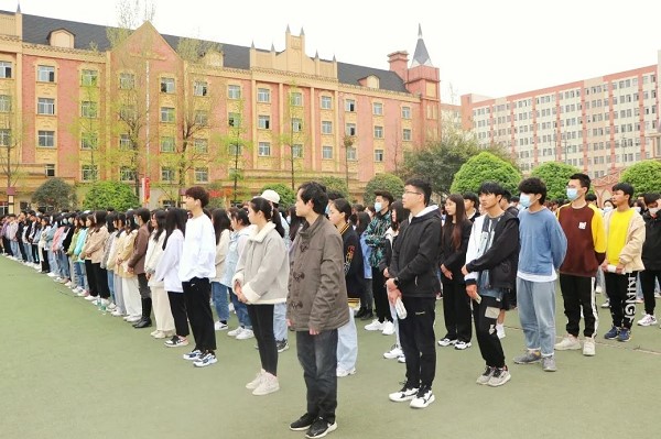 成都希望职业学校升学班是假的吗
