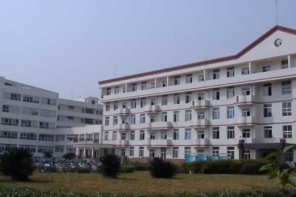 成都龙泉二中老师好不好