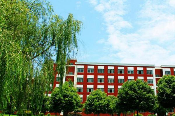 四川希望职业学校怎么样