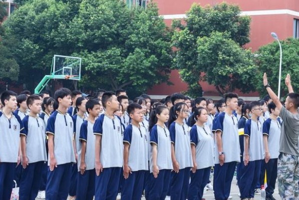 学计算机成都哪个职业学校好