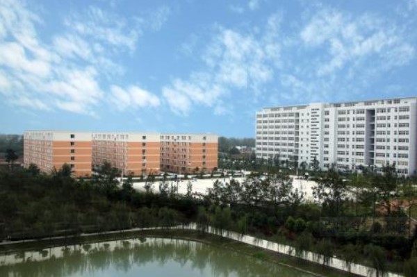 四川城市技师学院