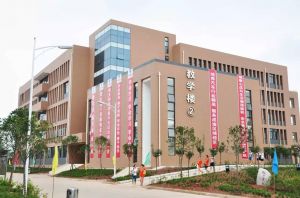 五月花专修学校的优势及招生专业