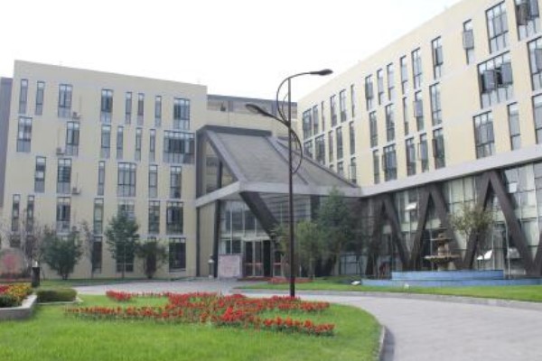 成都万通汽修学校评价