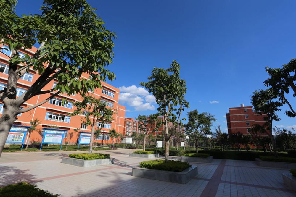 四川现代艺术学校怎么样，靠谱吗