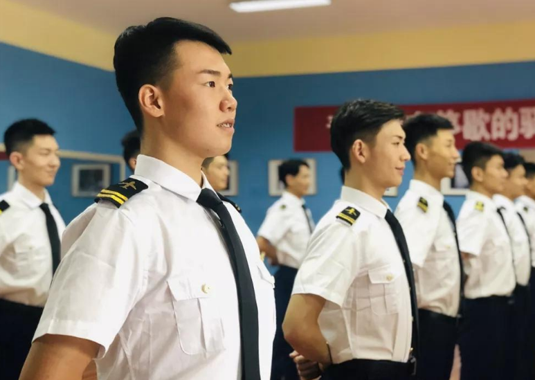 为什么报考四川城市技师学院高铁专业的人越来越多