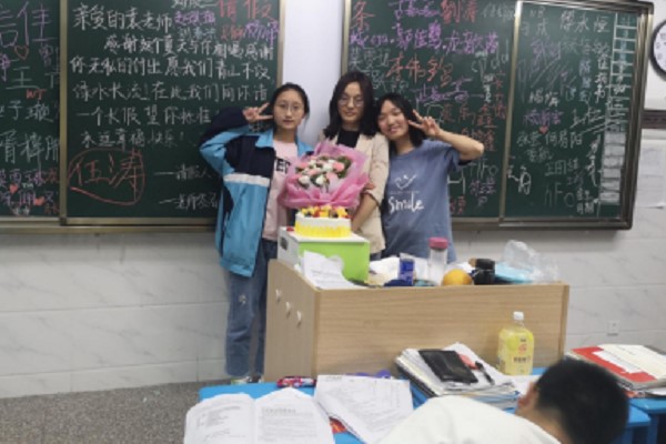 绵阳普明中学怎么样