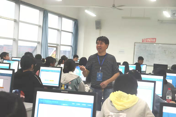 德阳科贸职业学院中职部
