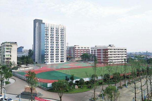 南充师范学校教师如何