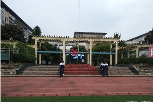 丹棱中学如何