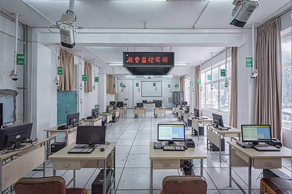 四川交通管理学校校园环境
