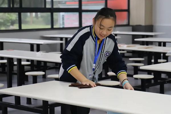 都江堰市领川实验学校招生要求