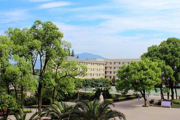 四川质量技术监督学校
