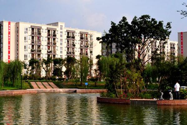四川城市技师学院是公办还是民办