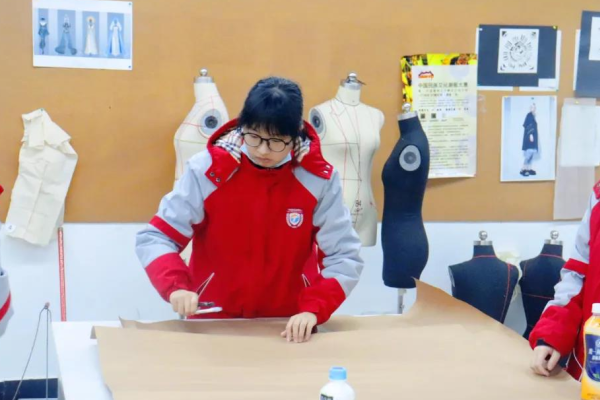 四川城市技师学院实训设备怎么样