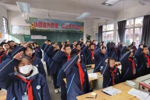 成都龙泉二中怎么样是不是重高