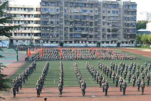 江油一中怎么样