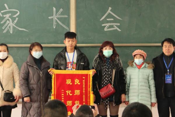 德阳科贸职业学院中职部师资力量