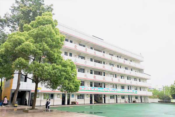 绵阳机电工程学校