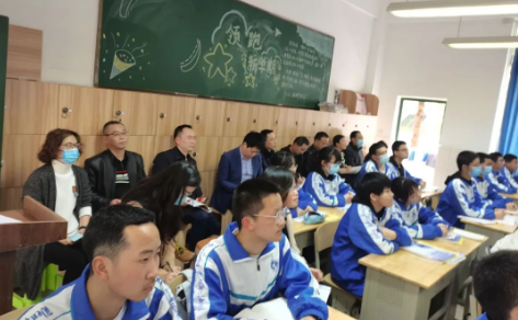 温江中学录取分数线